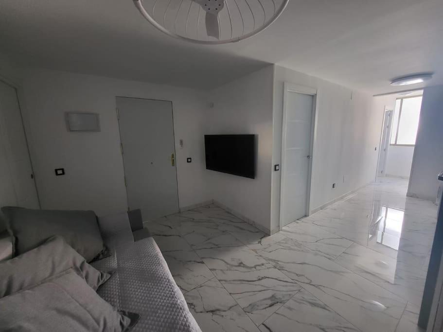 Las Canteras New 2 Bedrooms Flat At The Beach Parking Optional Las Palmas de Gran Canaria Eksteriør bilde
