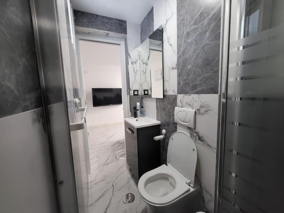 Las Canteras New 2 Bedrooms Flat At The Beach Parking Optional Las Palmas de Gran Canaria Eksteriør bilde