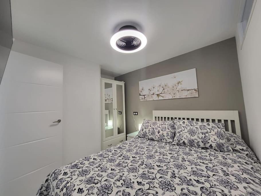 Las Canteras New 2 Bedrooms Flat At The Beach Parking Optional Las Palmas de Gran Canaria Eksteriør bilde