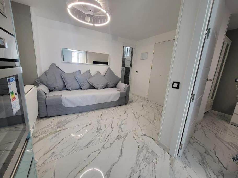 Las Canteras New 2 Bedrooms Flat At The Beach Parking Optional Las Palmas de Gran Canaria Eksteriør bilde